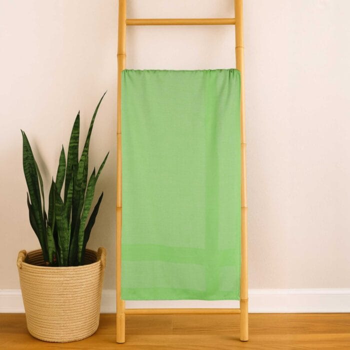 100% Pure Bamboo Bath Towels – Pin Stripe