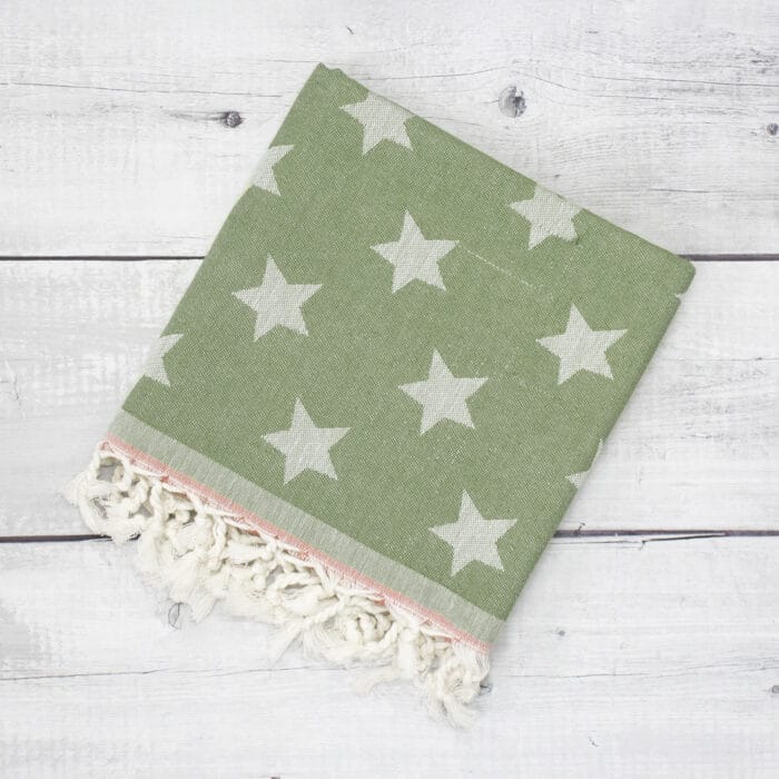 100% pure cotton Turkish style bath towels with soft texture, high absorbency, and quick-drying fabric for daily bathroom use.