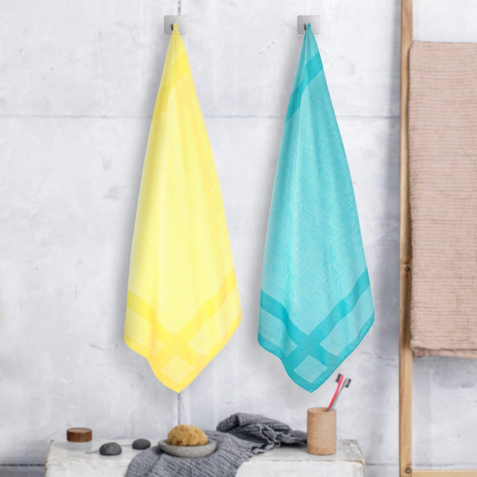 Zahya Bamboo Bath Towels — Yellow and Aqua Green (Pack of 2) Zahya 100% pure bamboo bath towels in yellow and aqua green, pack of 2, hanging, lightweight and quick-dry, large size