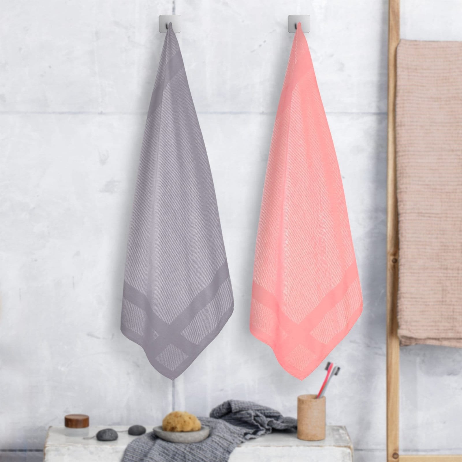 Zahya 100% pure bamboo bath towels in grey and peach, pack of 2, hanging, lightweight and quick-dry, large size